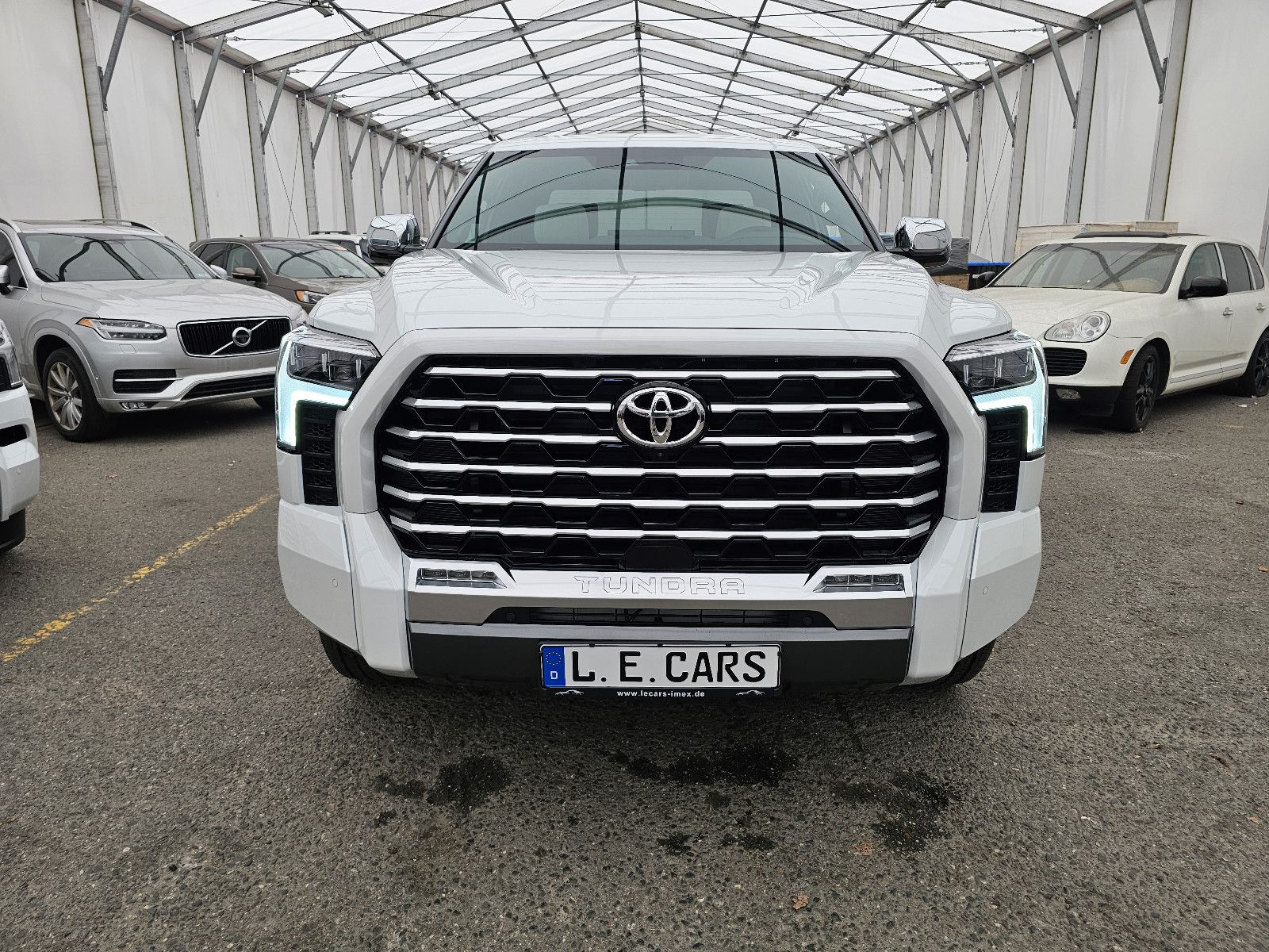 Fahrzeugabbildung Toyota Tundra Capestone T1: 74.000 EURO ! Stock !!!!!!!