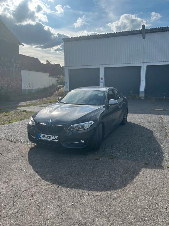 BMW 220