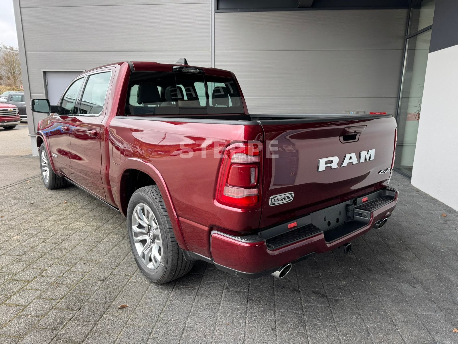 Dodge RAM 1500 5,7 V8 HEMI LONGHORN Luftfederung AHK