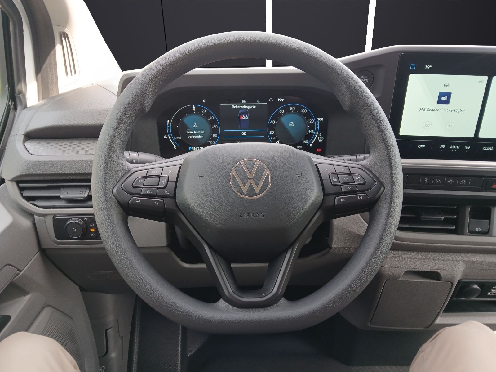 Fahrzeugabbildung Volkswagen T7 e-Transporter Kasten BEV 100 kW LR AHK, REAR