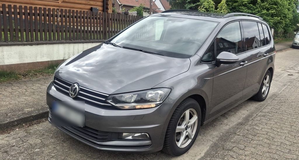 Image of Volkswagen Touran