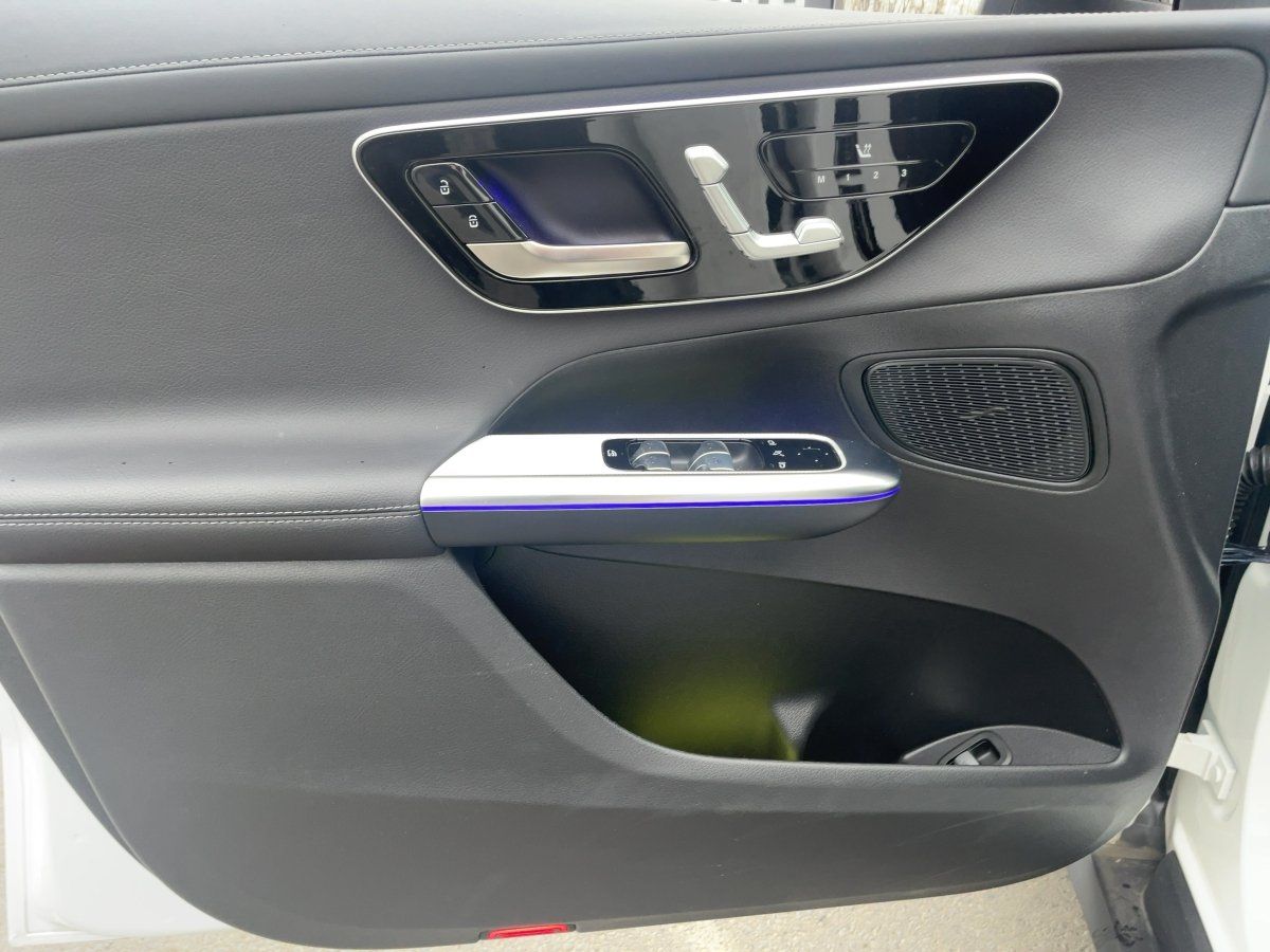 Fahrzeugabbildung Mercedes-Benz GLC 220 d 4M AMG/Night/Pano/Kamera/AHK
