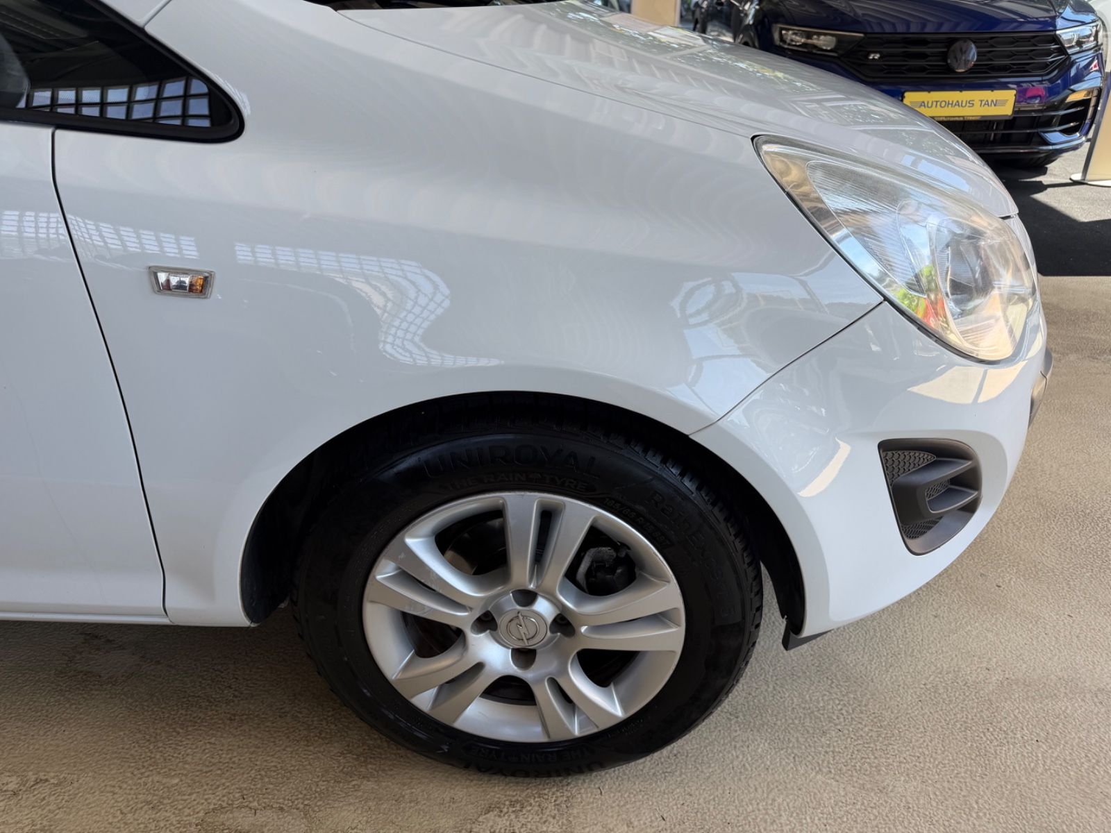 Fahrzeugabbildung Opel Corsa D Selection 1.4 *NUR 45.990KM*
