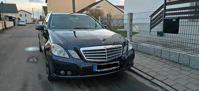 Mercedes-Benz E 220 CDI BlueEfficiency