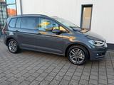 Volkswagen Touran 1.5 TSI DSG Limited (AHK,7-S,el.Heckkl.) - Volkswagen Touran Tageszulassungen