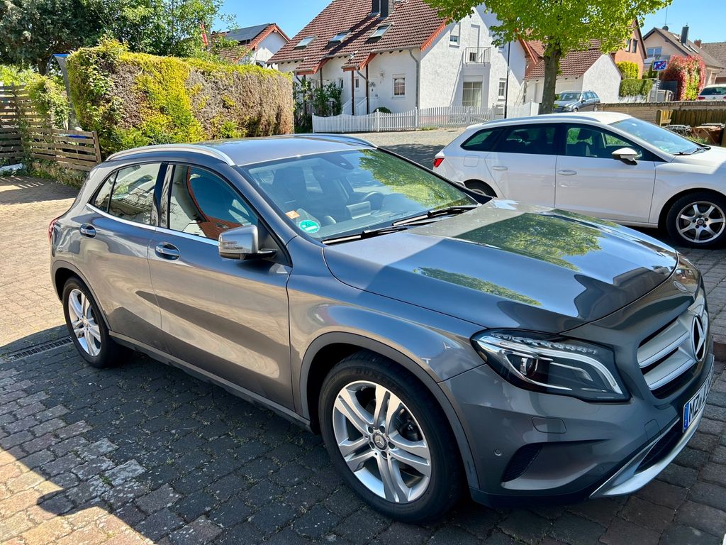 Image of Mercedes-Benz GLA 180