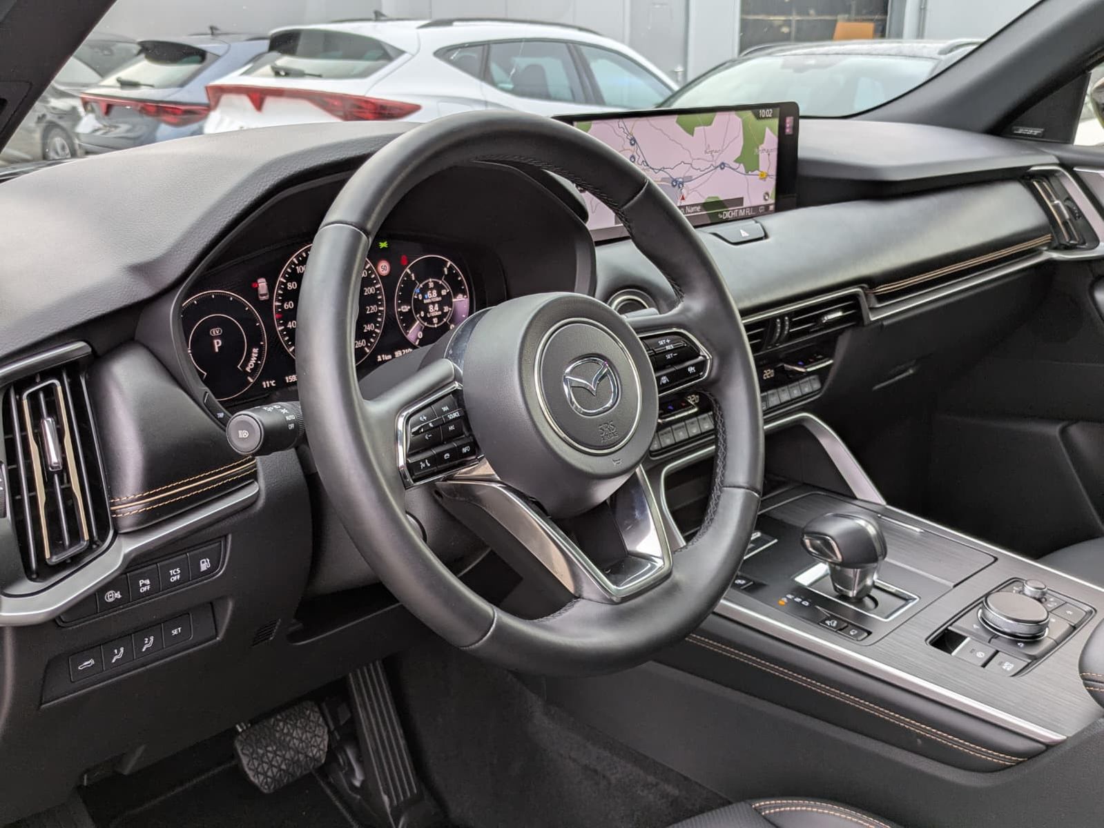 Fahrzeugabbildung Mazda CX-80 2.5L PHEV Homura Plus PANO*HUD*BOSE*7-SIT