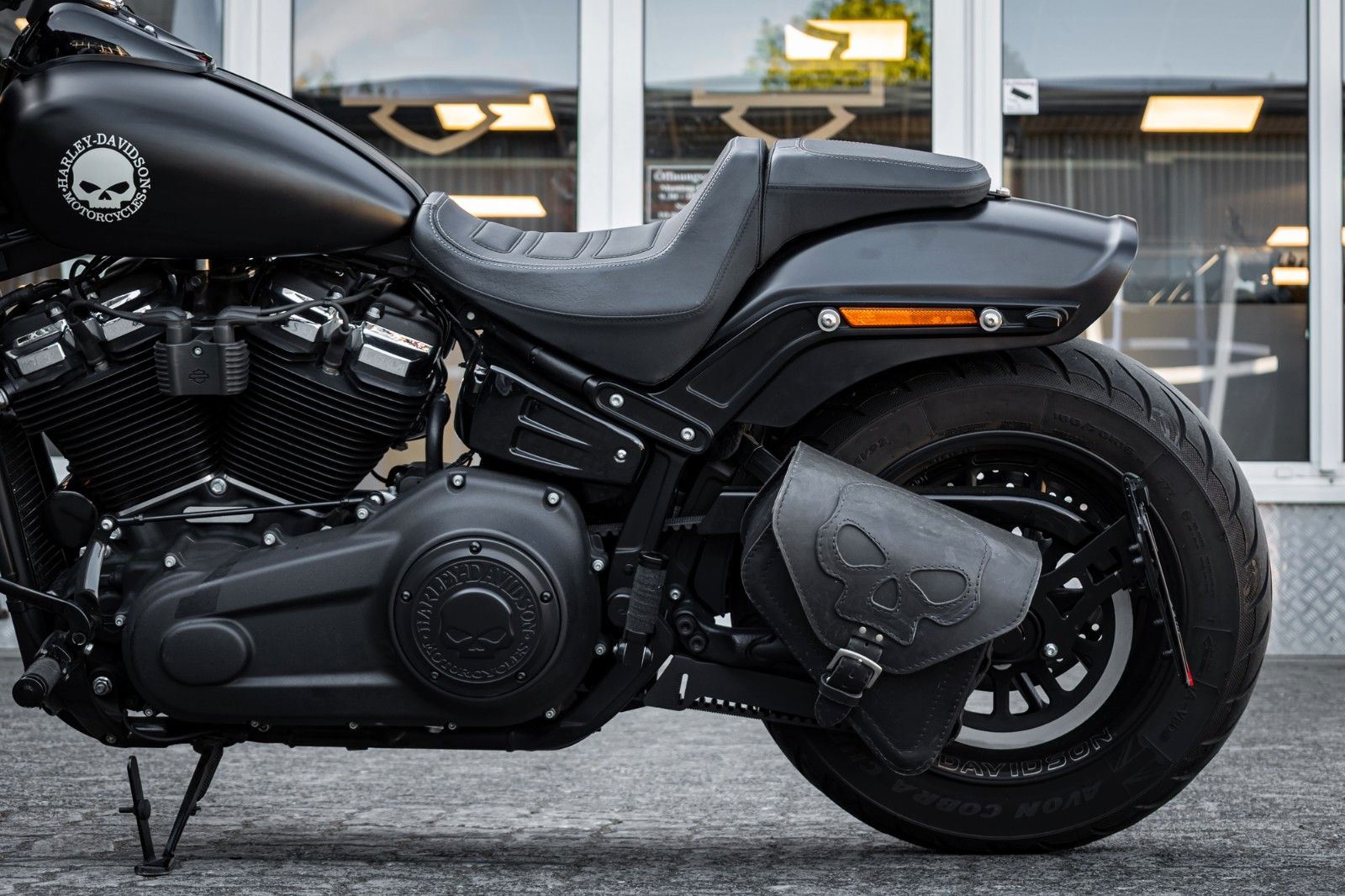 Fahrzeugabbildung Harley-Davidson FXFBS FAT BOB 114 CUI SOFTAIL - Penzl - Avon