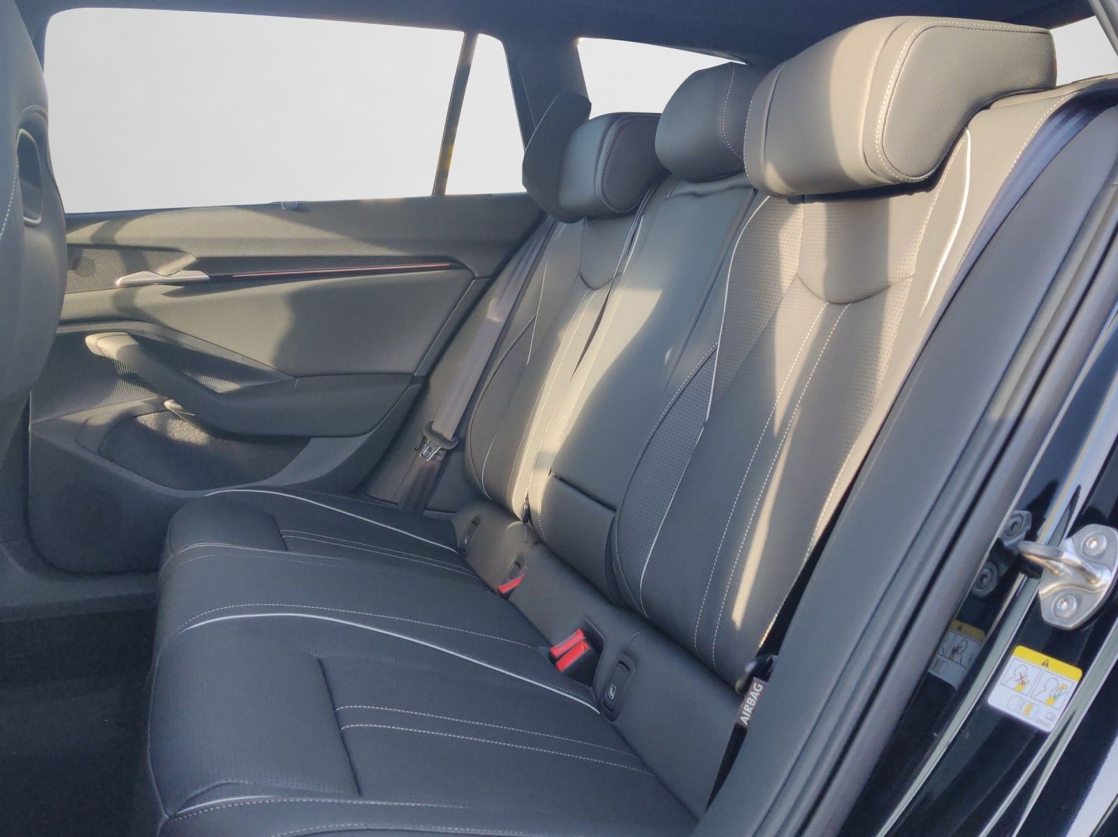 Skoda Superb - Bild 15