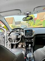 Peugeot 2008 Allure PureTech 110 EAT6 Stop&Start Allure - Peugeot 2008 in Hamm
