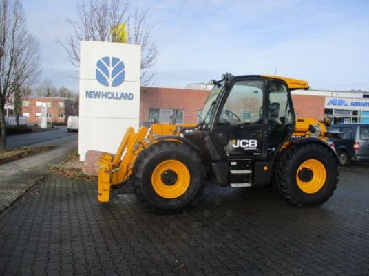 JCB 541-70 AgriPlus