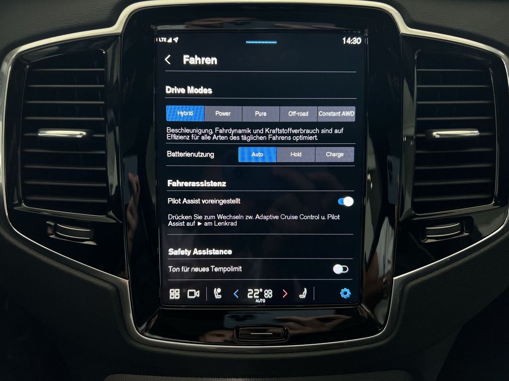 Volvo XC90 T8 Plus Bright Recharge AWD FourC AHK B&W