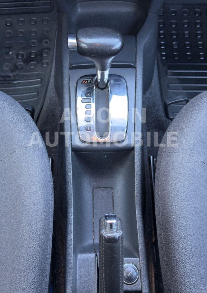 Skoda Fabia 2004 — photo 17