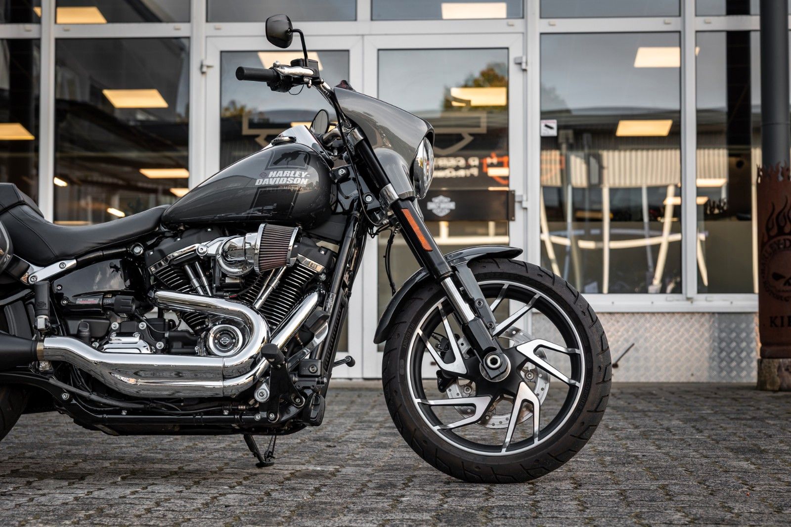 Fahrzeugabbildung Harley-Davidson FLSB Sport Glide Softail - TORXSTER KIT - J&H