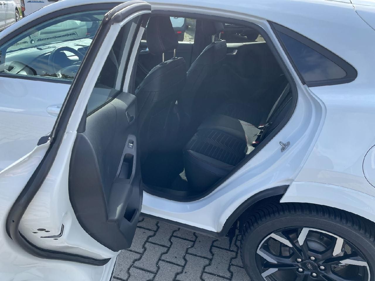 Fahrzeugabbildung Ford Puma ST-Line X