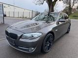 BMW 525 5 Touring Automatik Panorama Leder HUD Xenon - BMW 525 Gebrauchtwagen in Stuttgart