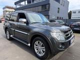 Mitsubishi Pajero 3.2 DI-D Edition 30* Top Zustand* - Mitsubishi Gebrauchtwagen in Stuttgart