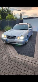 Mercedes-Benz Mercedes E 200 W 210 - Mercedes-Benz E-Klasse: W210