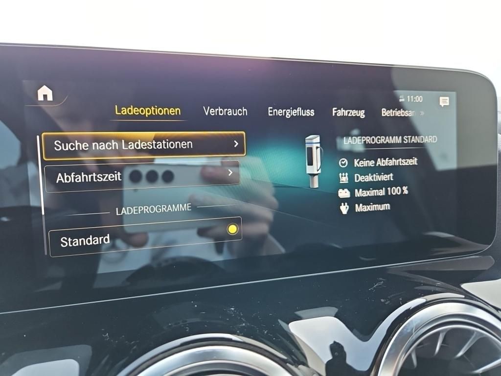 Fahrzeugabbildung Mercedes-Benz EQA 250 AMG Leder ACC Keyless LED Kamera Sound