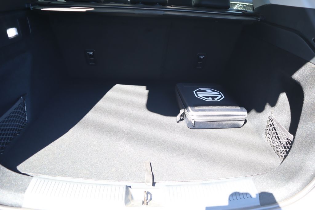 Fahrzeugabbildung MG HS PHEV Luxury+ACC+Leder+Navi+SOFORT!