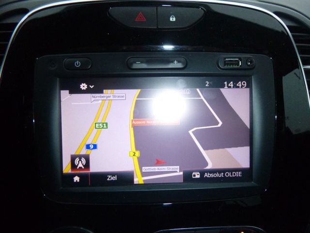 Fahrzeugabbildung Renault Captur 0.9 TCe >AHK/LED Licht/NAV/KAM/PDC