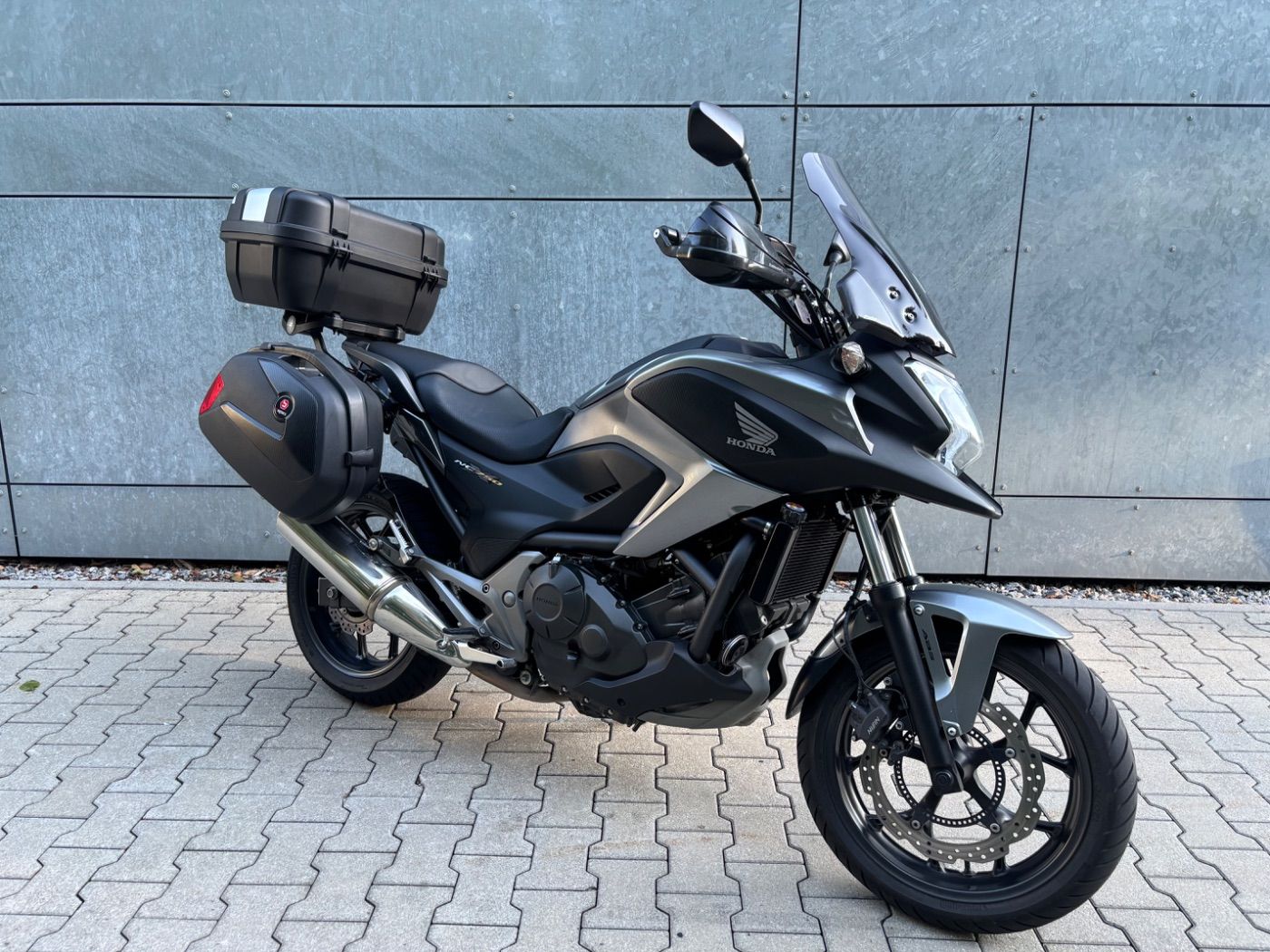 Fahrzeugabbildung Honda NC 750 X Griffheizung Seitenkoffer Topcase