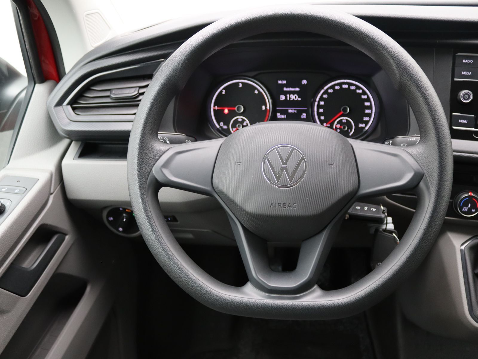 Volkswagen T6 Kombi - Bild 17