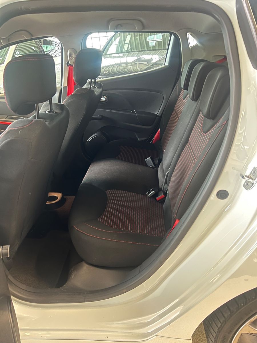 Fahrzeugabbildung Renault Clio IV RS Renault Sport