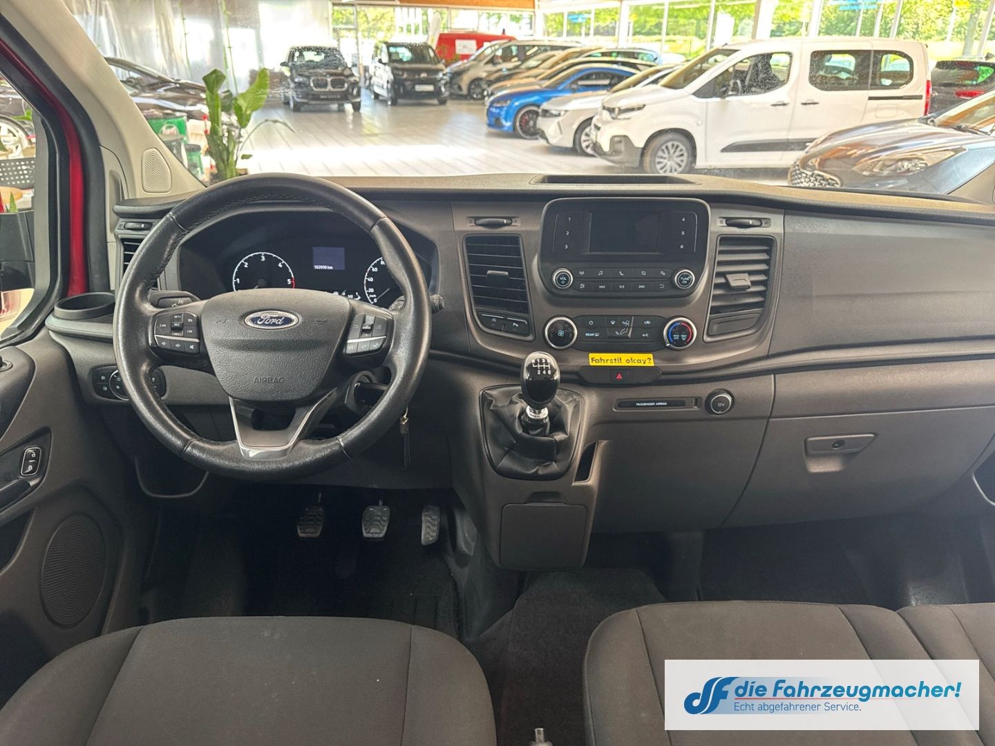 Fahrzeugabbildung Ford Transit Custom Tourneo 320 L1 Trend 2.0 TDCi EU6