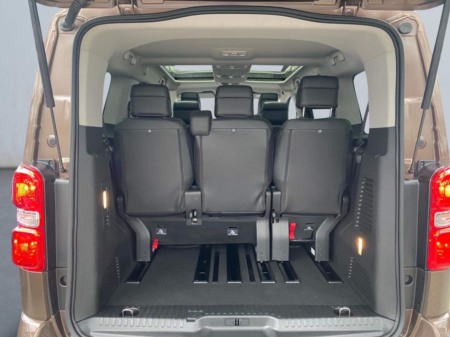 Toyota Proace Verso L1 Executive *Bi-Xenon*PDC*Massage*