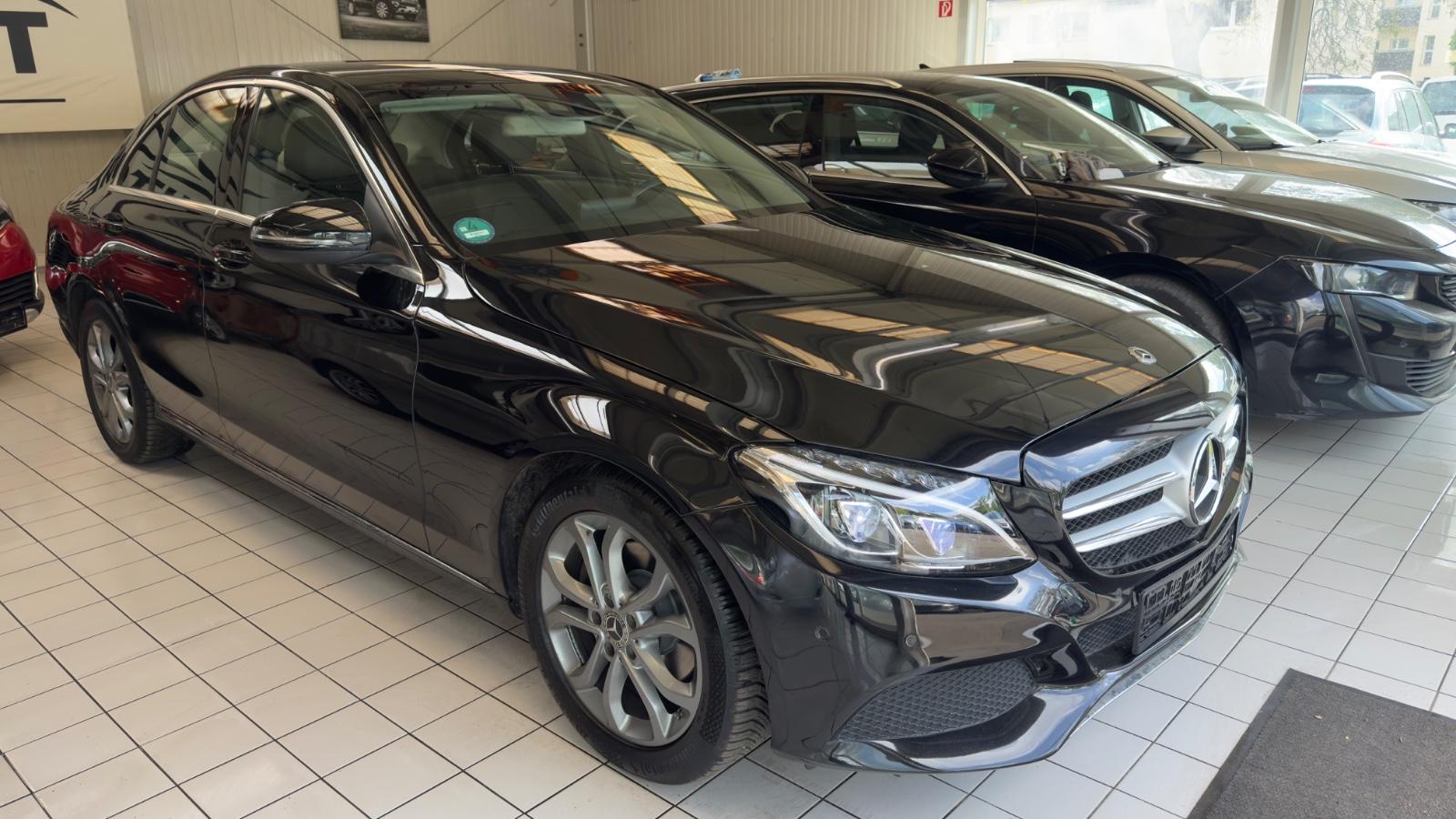 Mercedes-Benz C 180 Limo. CGI*TÜVneu*Service*Navi*P-Assistent