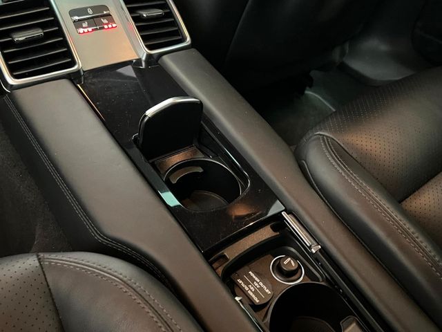 Porsche Panamera Automatik,Xenon,Leder,Navi,Schiebedach