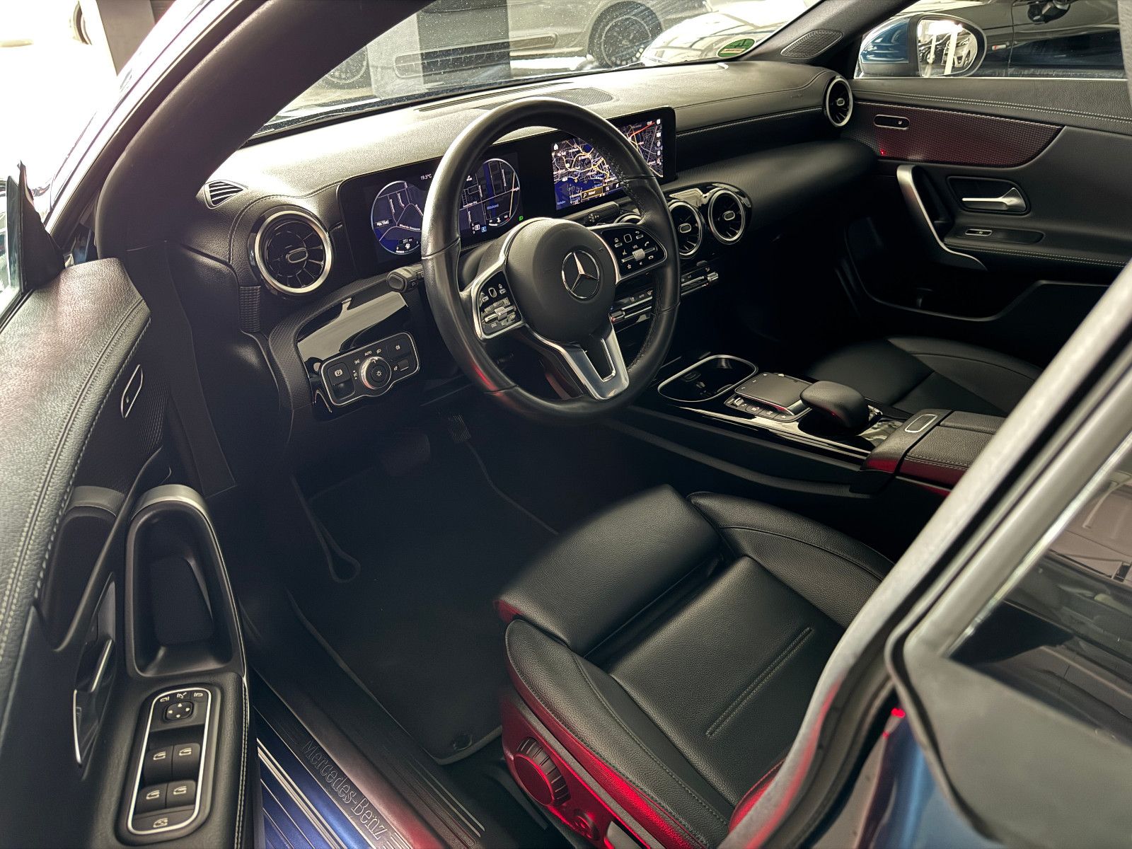 Mercedes-Benz CLA 200 SB 8G-DCT 4MATIC SPORTPAKET PROGRESSIVE