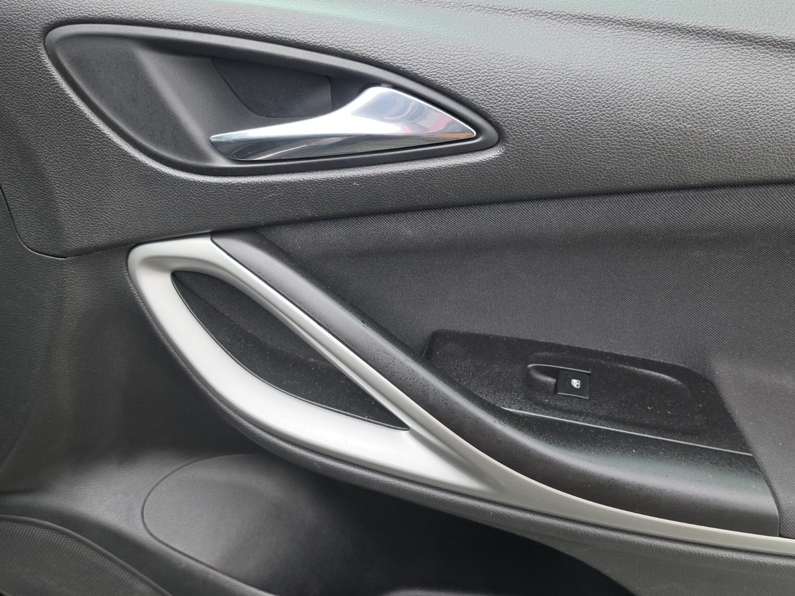 Fahrzeugabbildung Opel Astra K Sports Tourer Edition*NAVI*TEMPOMAT*PDC
