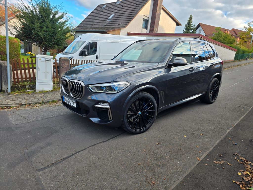 BMW X5 M50