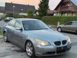 BMW 530 Baureihe 5 Lim. 530i* Automatik* Ausstattung - BMW 530 aus 2005: 530i
