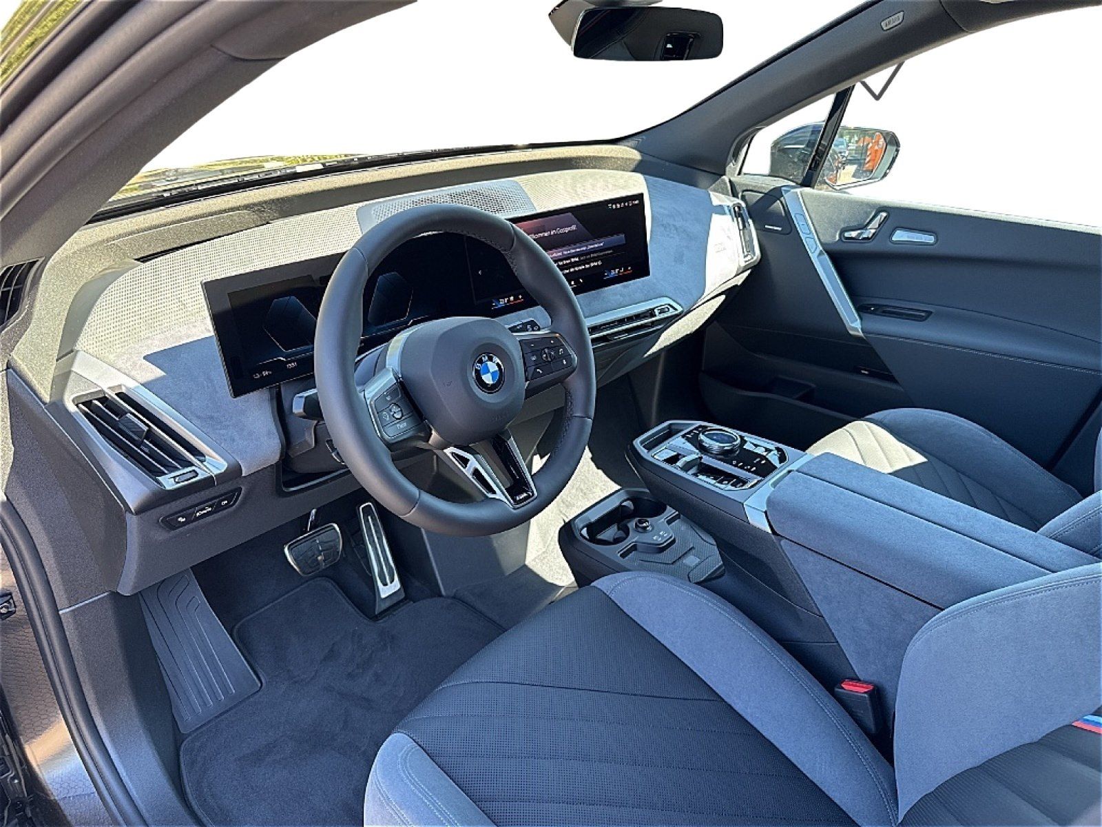 BMW iX - Bild 10