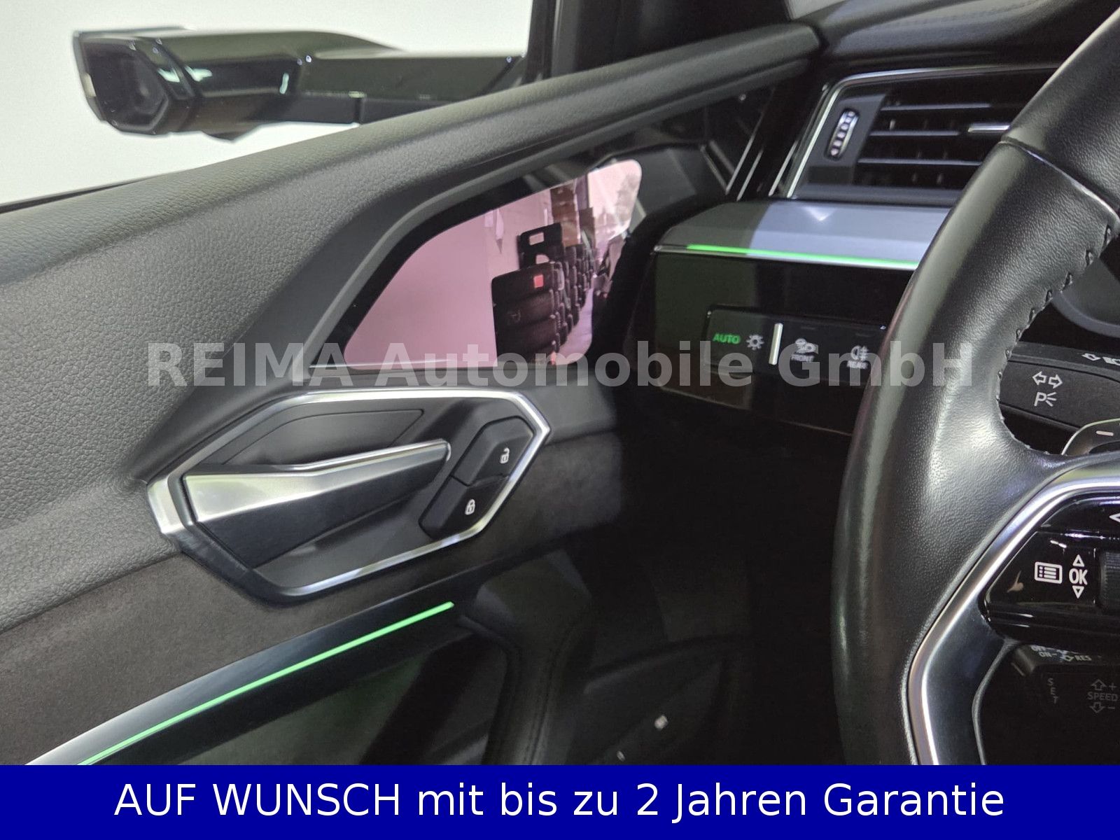 Fahrzeugabbildung Audi e-tron 55 quattro advanced, AHK, Virtual, ACC