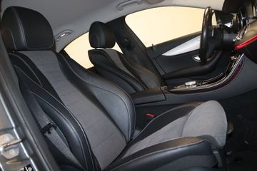 Mercedes E 220 - 10