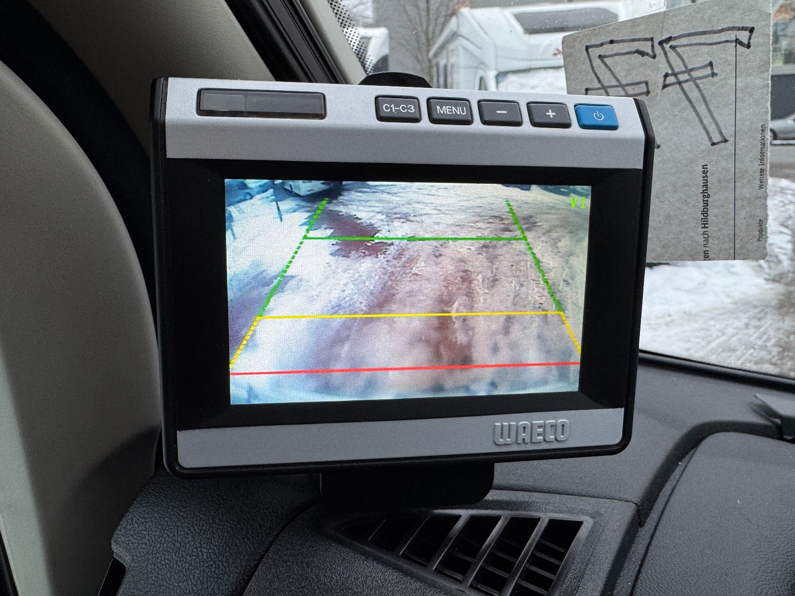 Fahrzeugabbildung Hobby PREMIUM DRIVE T 70 GE SOLAR SAT LITHIUM 2X TV