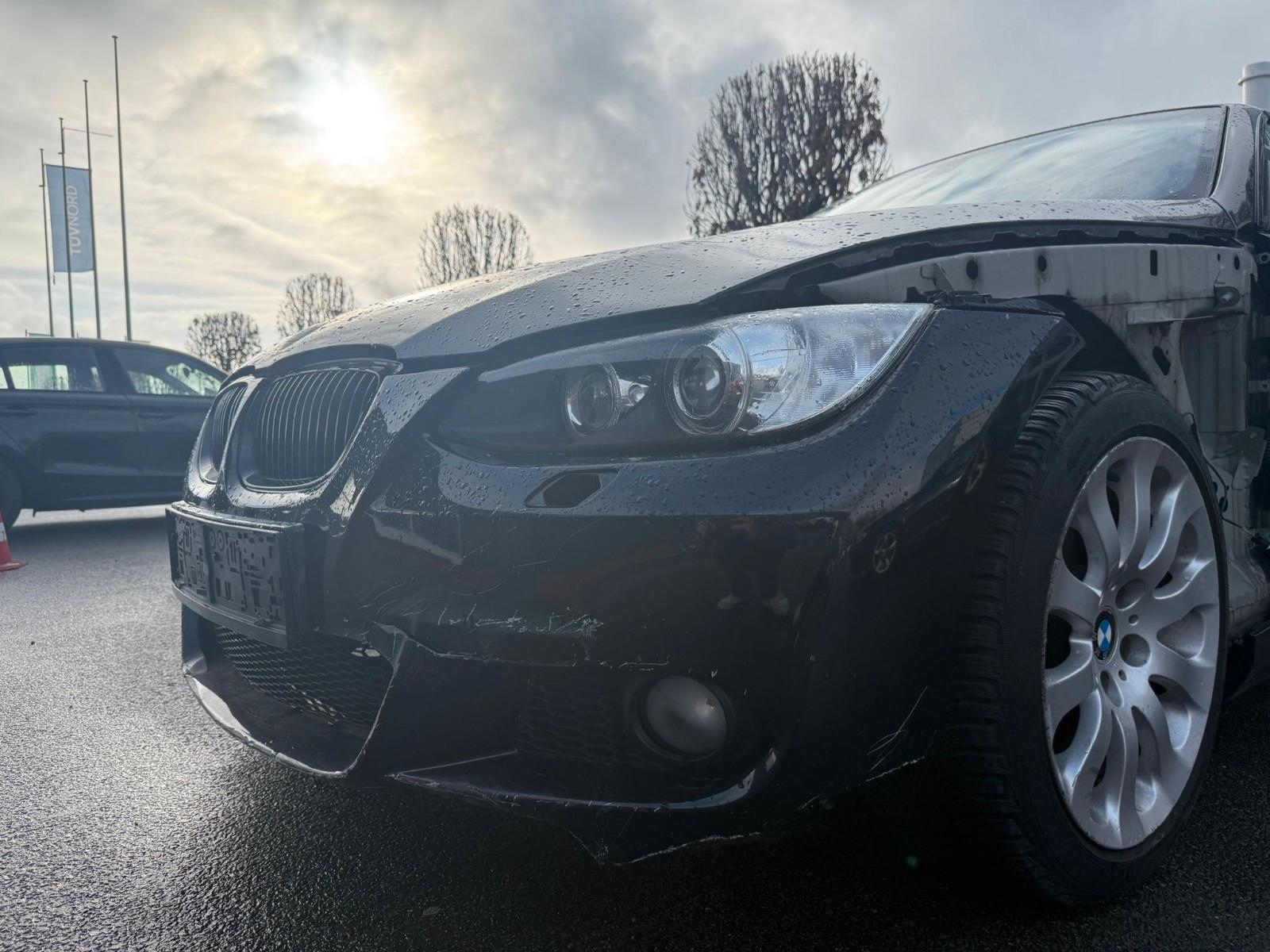 BMW 320i CABRIO/M PAKET/XENON/ALCANTARA