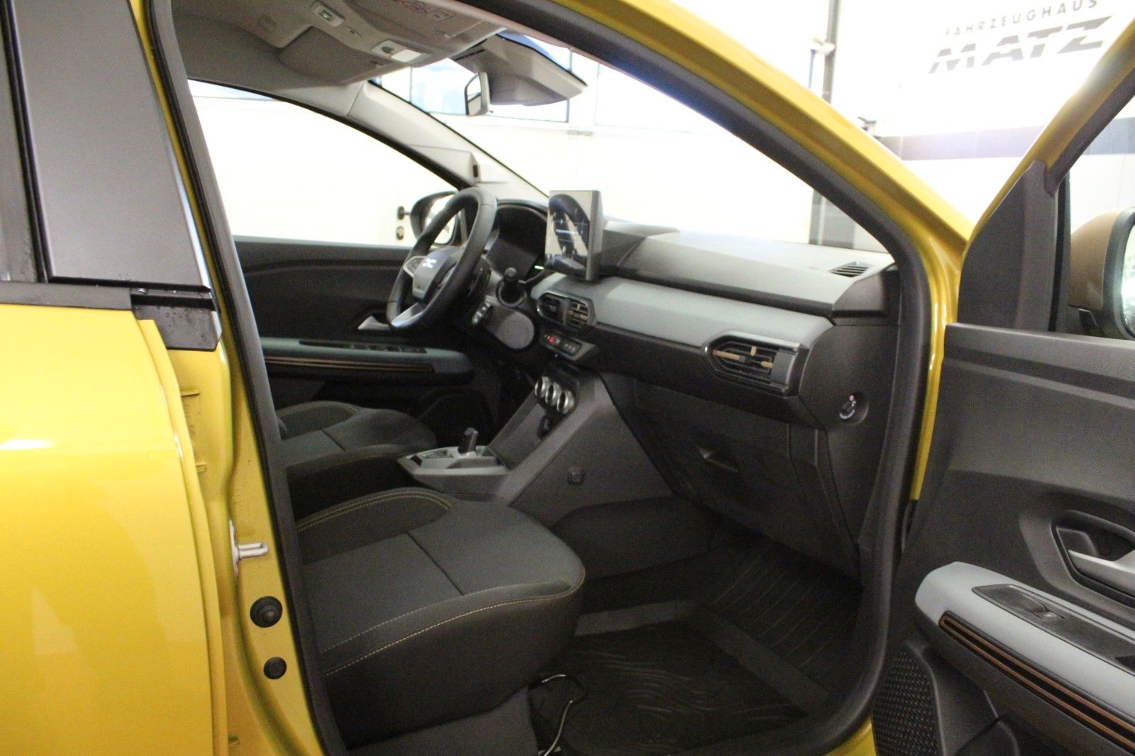 Fahrzeugabbildung Dacia Sandero Eco-G 120 Stepway Extreme+ Auto