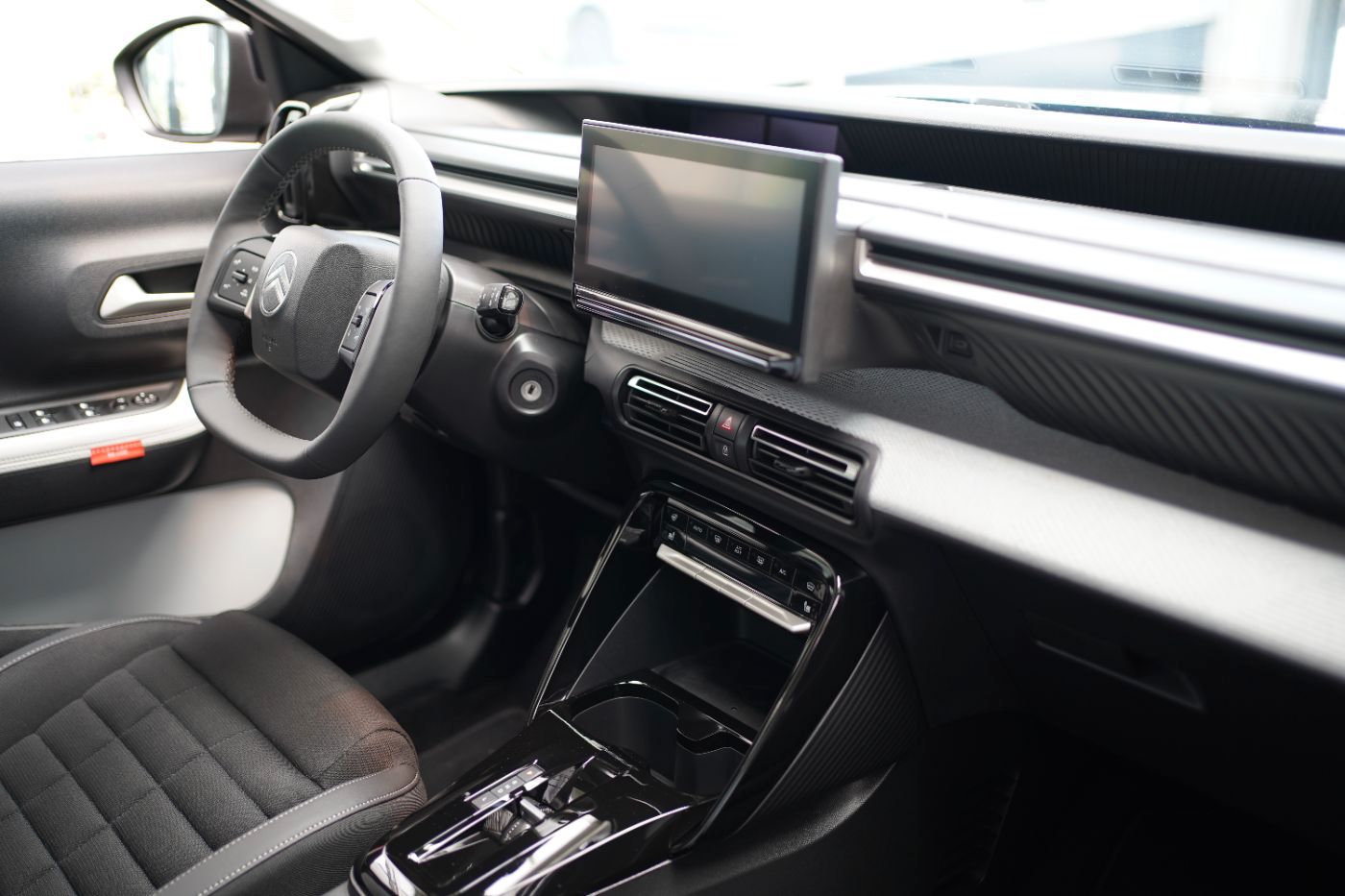 Fahrzeugabbildung Citroën C3 Aircross Hybrid 145 Max e-DCS6 Automatik