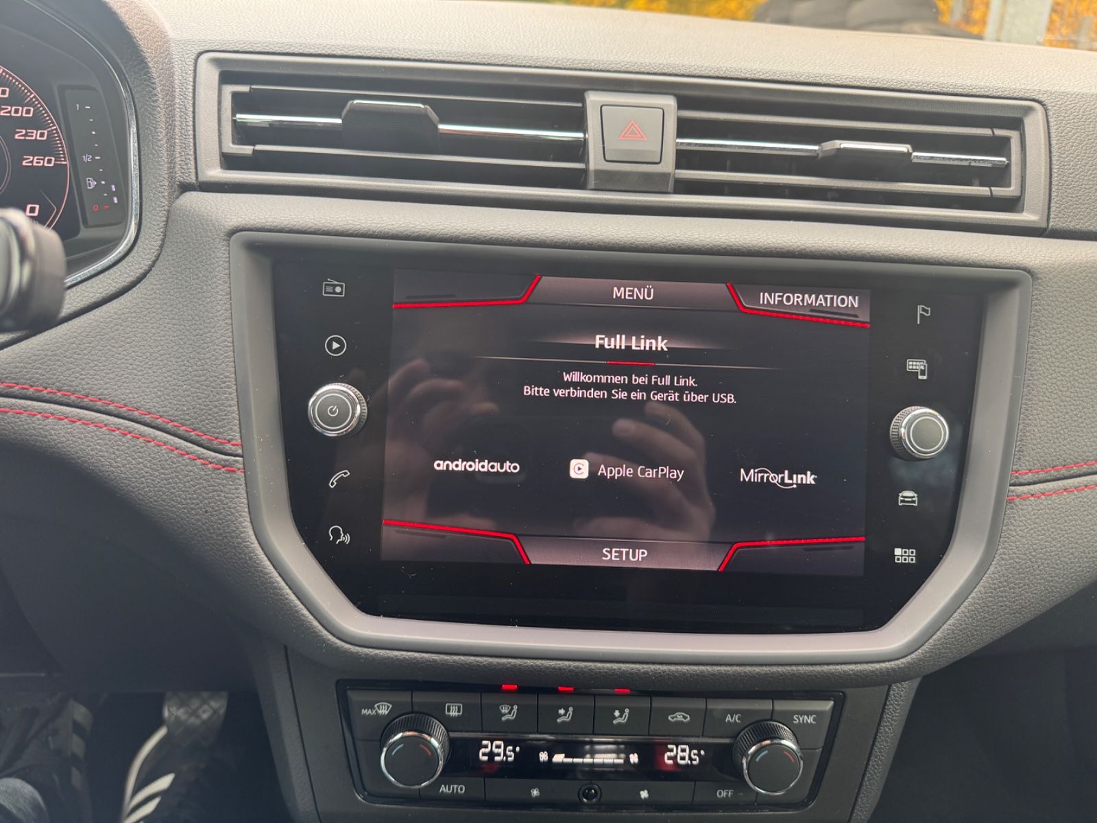 Fahrzeugabbildung SEAT Arona FR ACC+LED+Kamera+Carplay