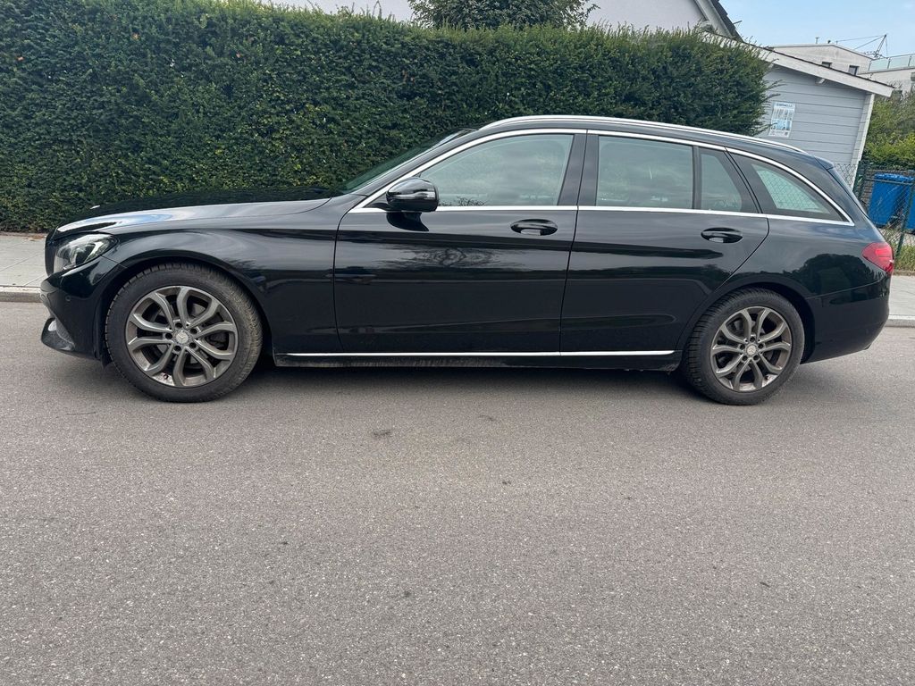 Image of Mercedes-Benz C 180