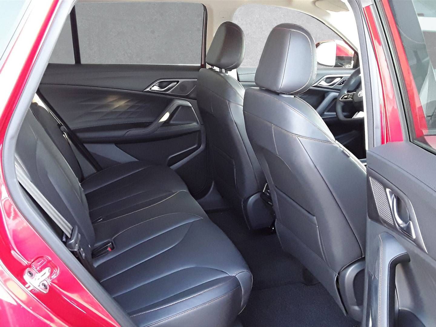 Fahrzeugabbildung MG MG HS PHEV LUXURY