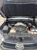 Toyota Hilux 2.4 D 4x4 Comfort - Toyota Hilux Comfort Gebrauchtwagen