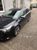 Toyota Avensis 2,0-l-D-4D Executive Touring Sports ... - Toyota Avensis bis 20.000 Euro