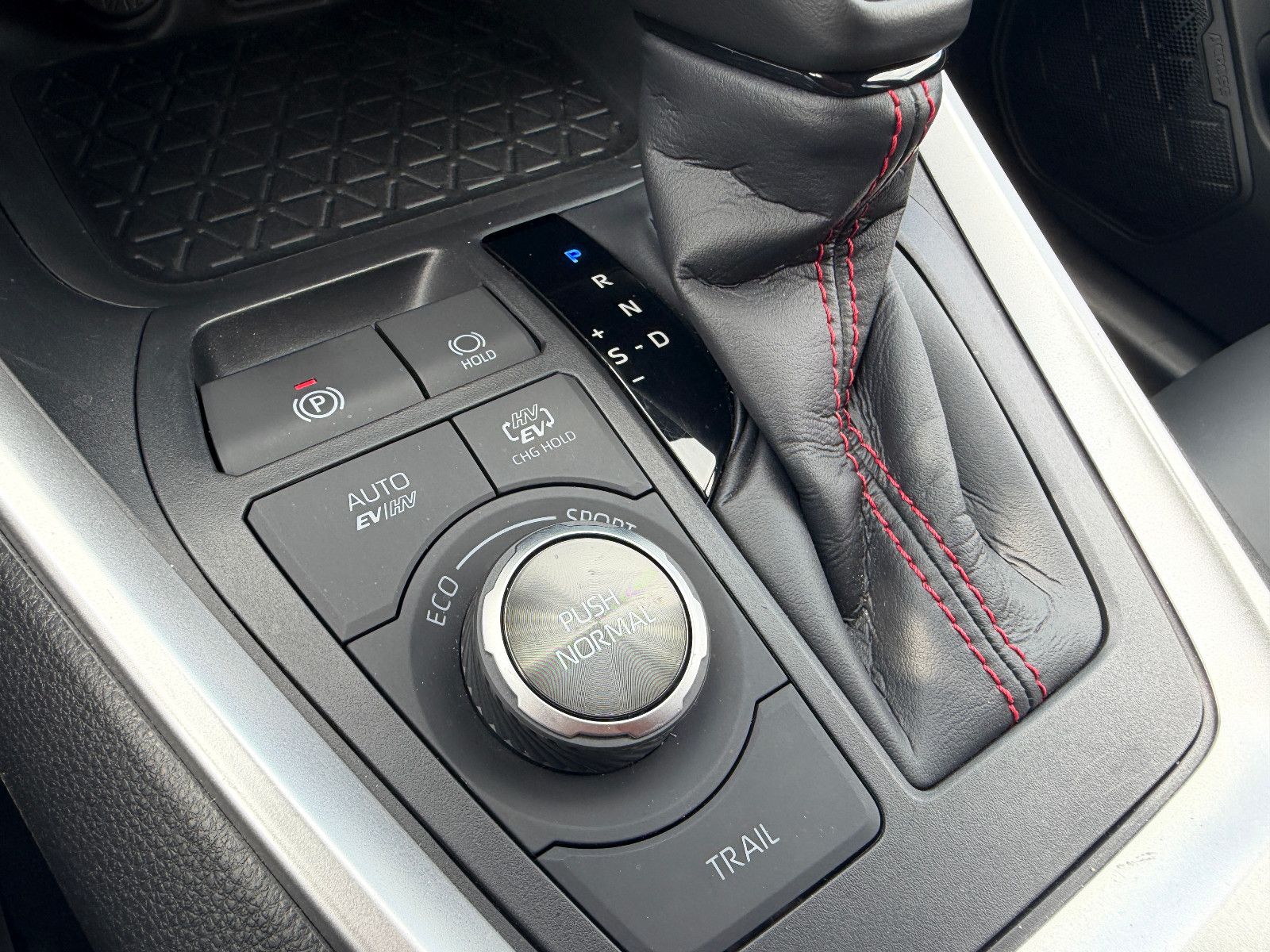 Fahrzeugabbildung Suzuki Across 2.5 Plug-In Hybrid Comfort+ E-Four/ACC/