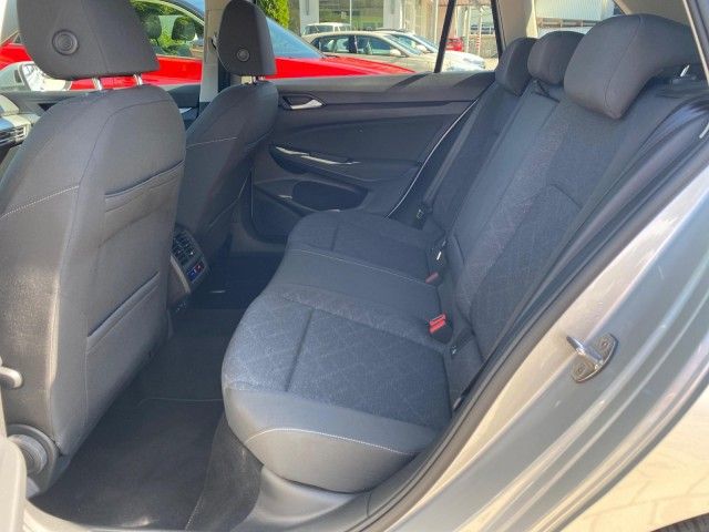 Golf VIII Variant 2.0 TDI DSG NAVI+AHK+ACC+LED+5